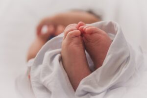 Was hilft gegen einen vorgewölbten Bauch nach der Geburt?