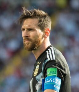 Wie viel verdient Lionel Messi?