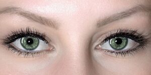 Einzigartige grüne Augen